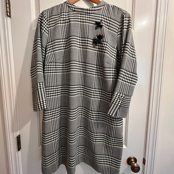 H&M Houndstooth mini dress with jewel insects, size 12 - Picture 1 of 5